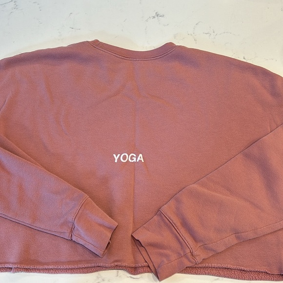 Alo Yoga Cropped Sweatshirt - Picture 3 of 3